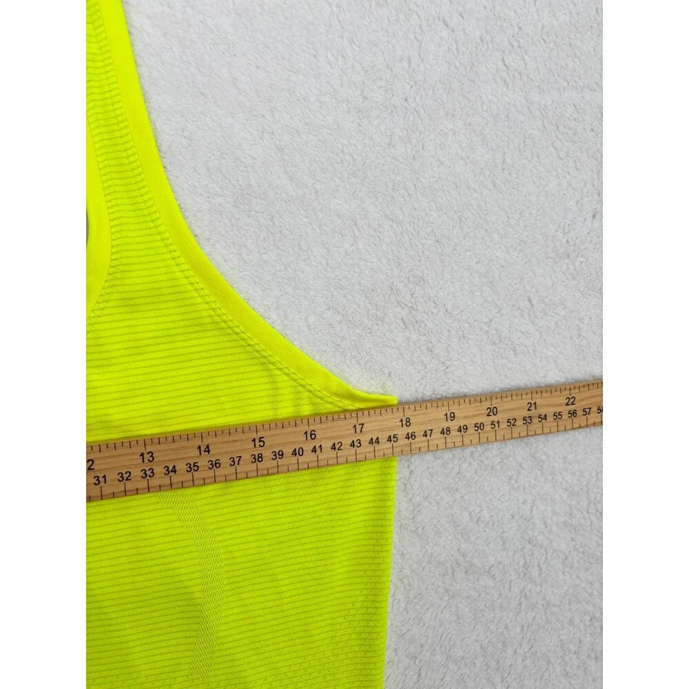 Lululemon Swiftly Tech Racerback 2.0 Race Length Tank Top Size 10‎